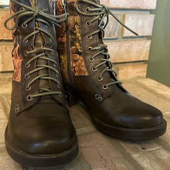 Unique L’Artise floral boots Size 39 - Picture 3 of 7